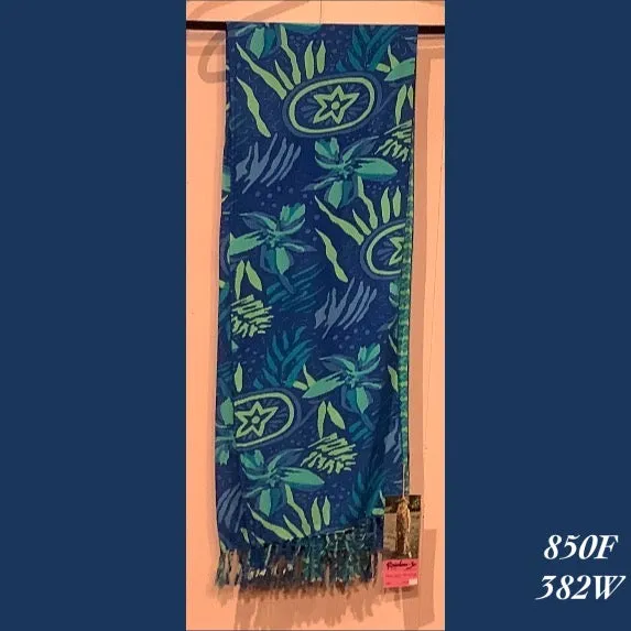 850F - 382W , Fringed scarf