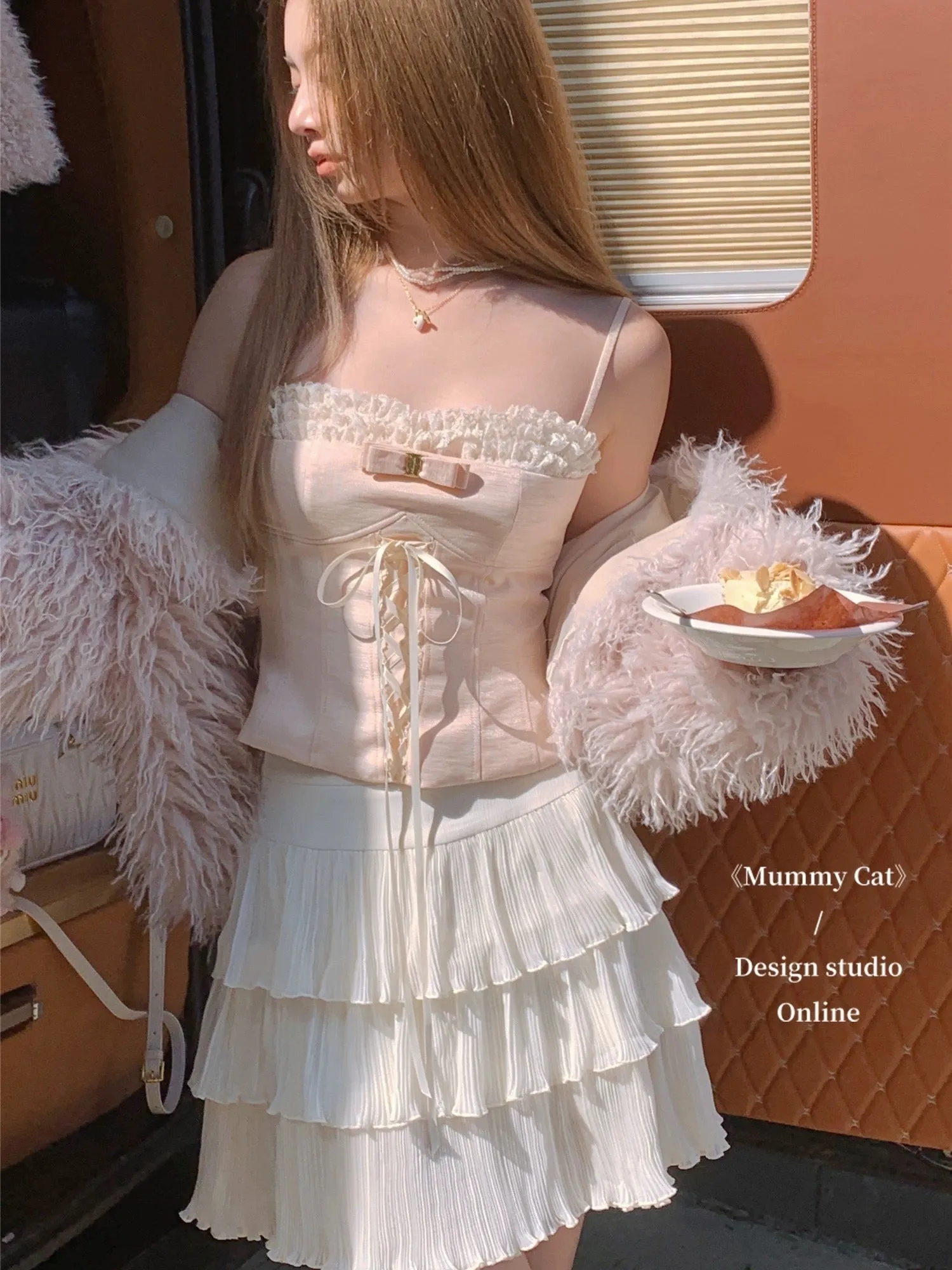 Back To Stock! [Mummy Cat] Sweet Butterfly Bow Lace Camisole