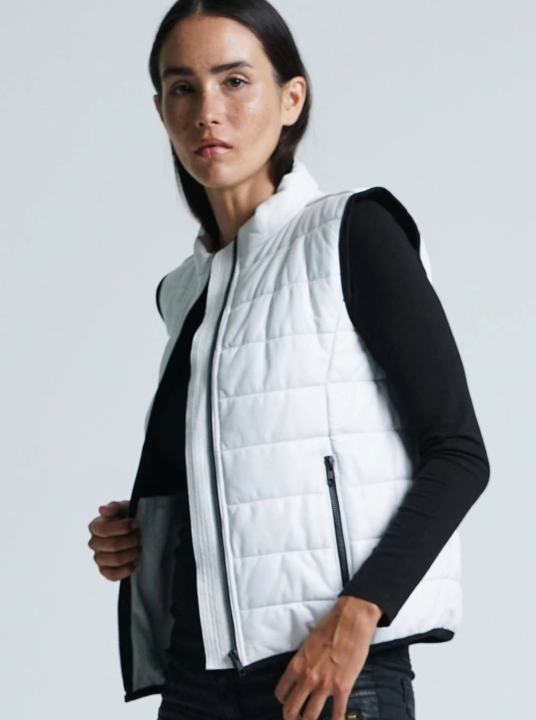 CHLOE PUFFER LEATHER VEST - WHITE