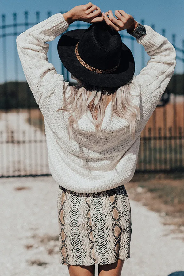 Cocoa Stroll Chenille Sweater In Ivory