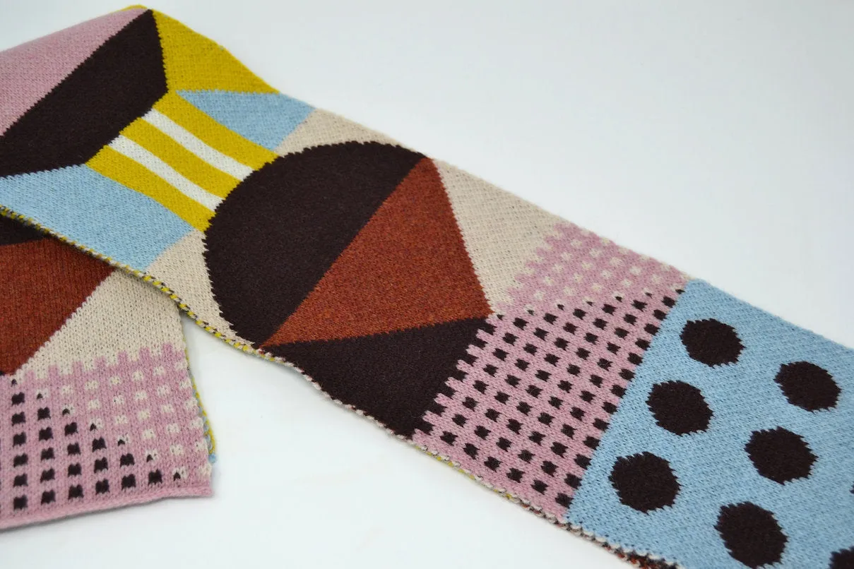 Geometrical Scarf - Playground Collection - Retro