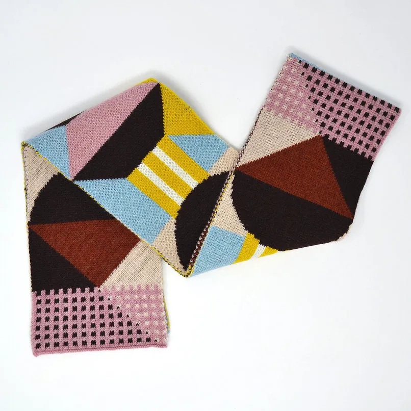 Geometrical Scarf - Playground Collection - Retro