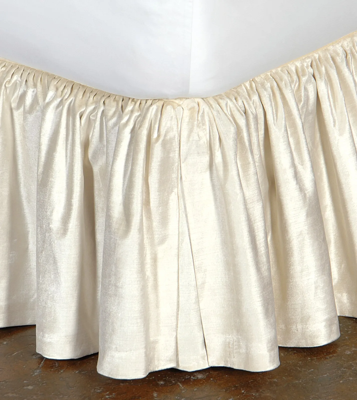 Lars Ruffled Velvet Bed Skirt