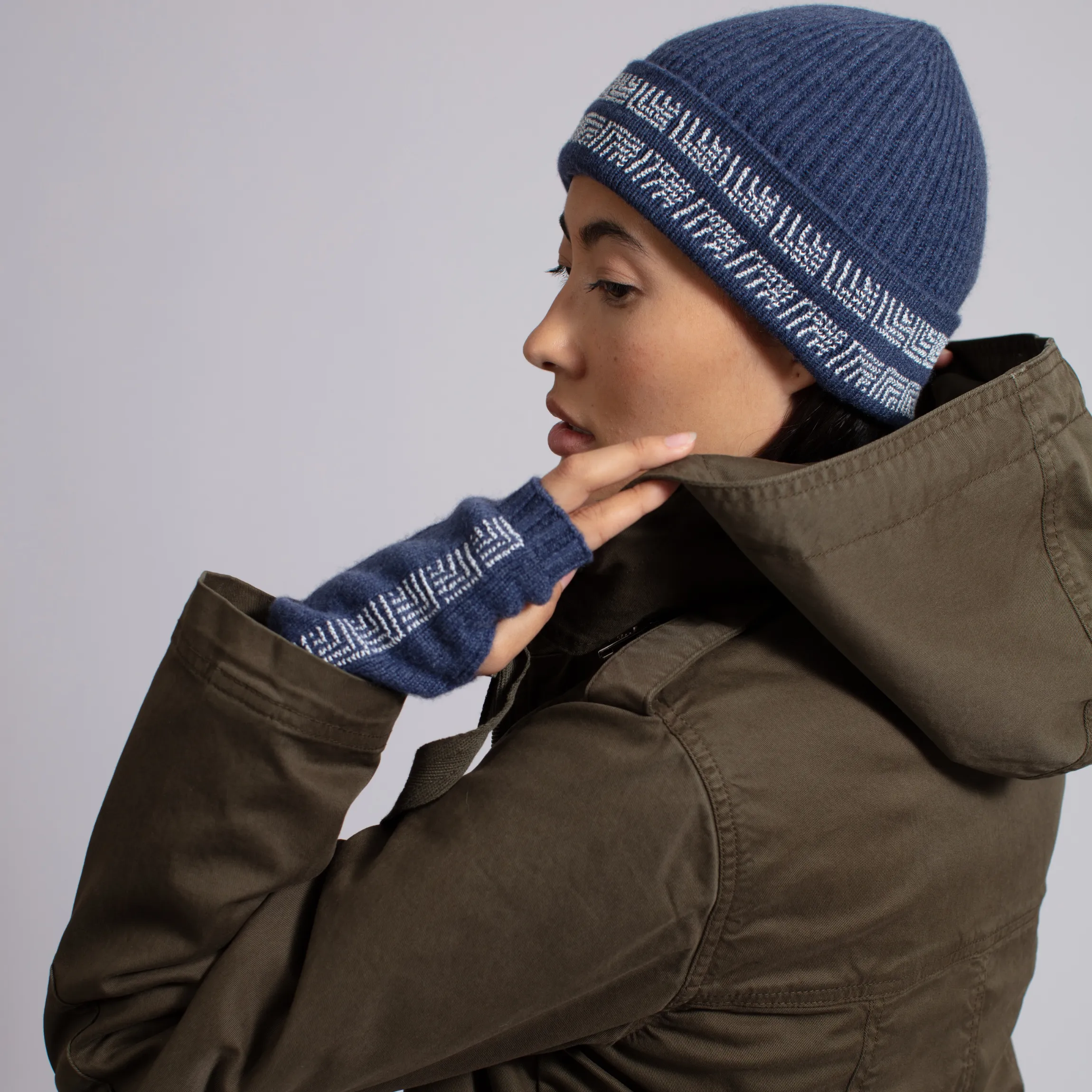 NOTTE BLUE CASHMERE BEANIE