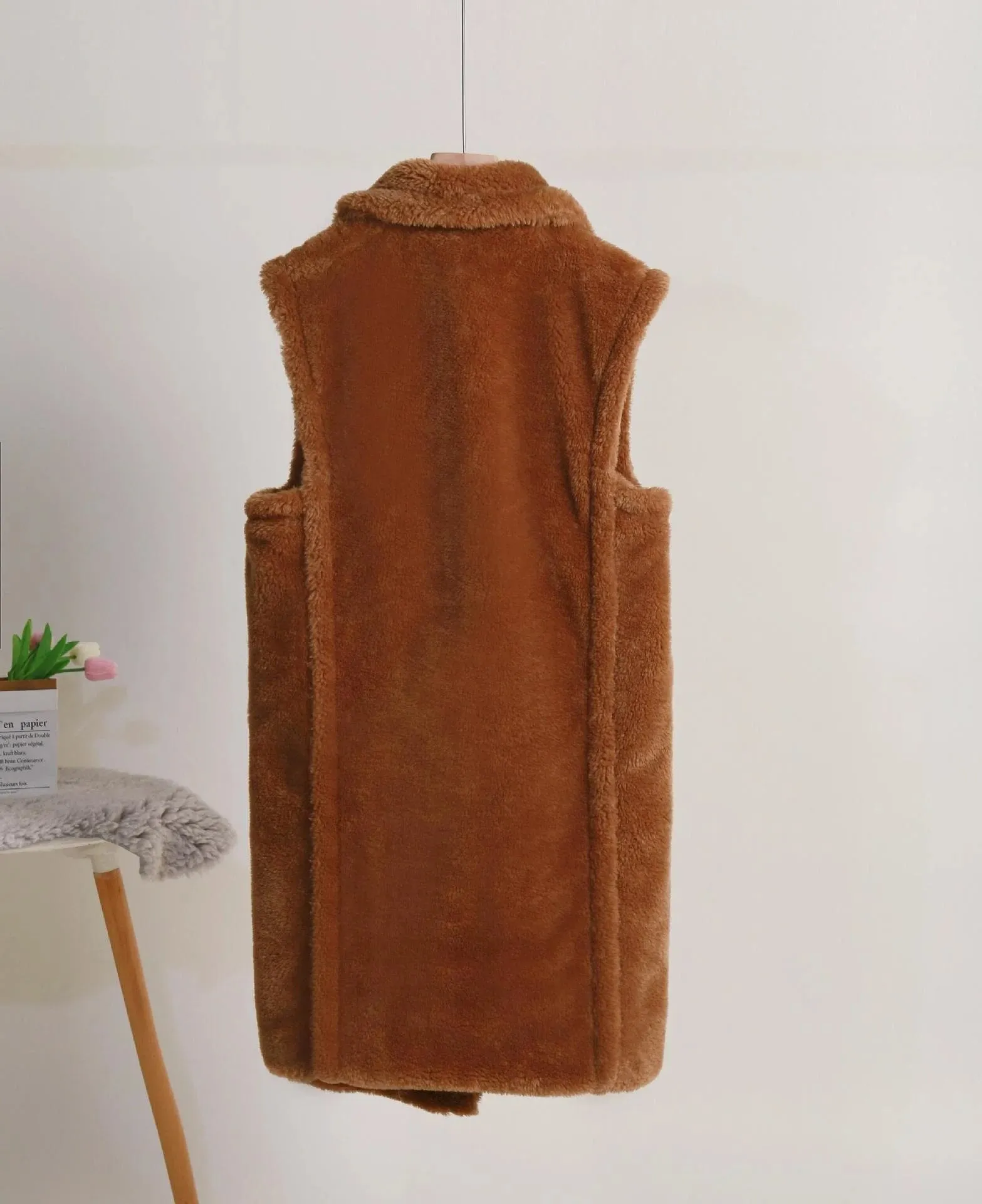 Pre Order:  Sleeveless Welt Pocket Woolen Overwear Coat