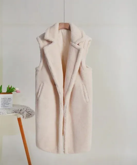 Pre Order:  Sleeveless Welt Pocket Woolen Overwear Coat