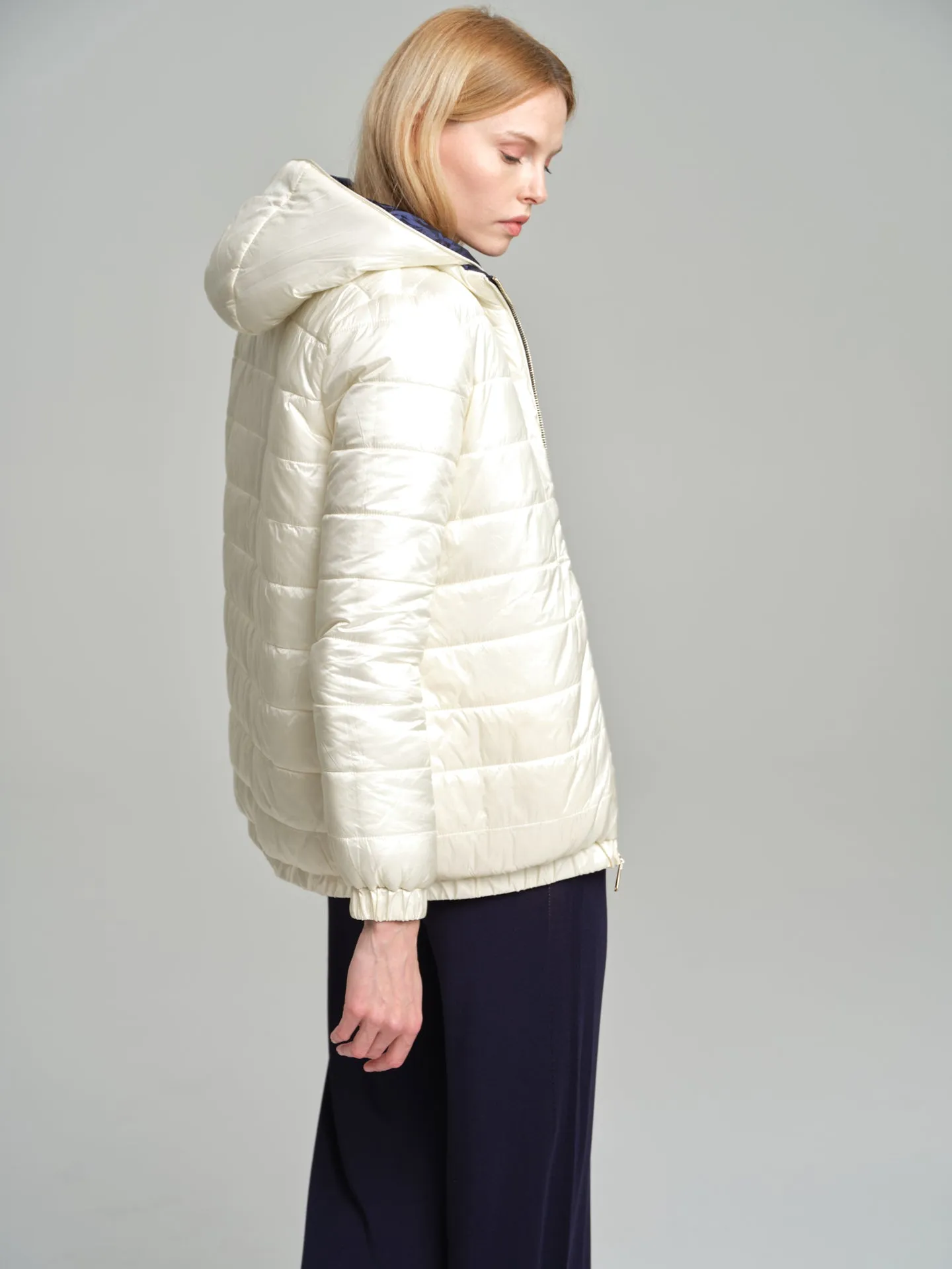 Reversible puffer with recycled bottles filling