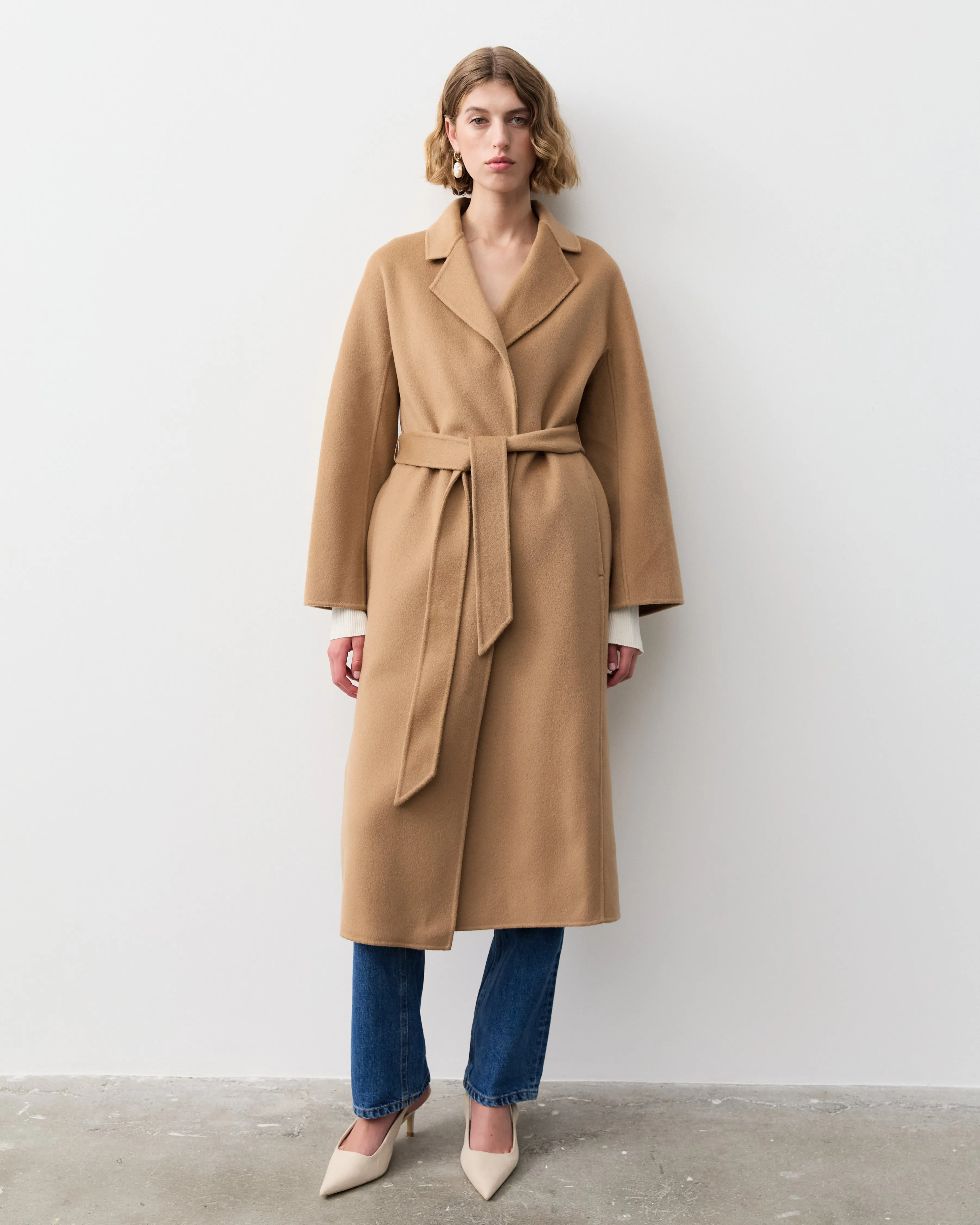 THE CURATED CLASSIC COAT - CAMEL