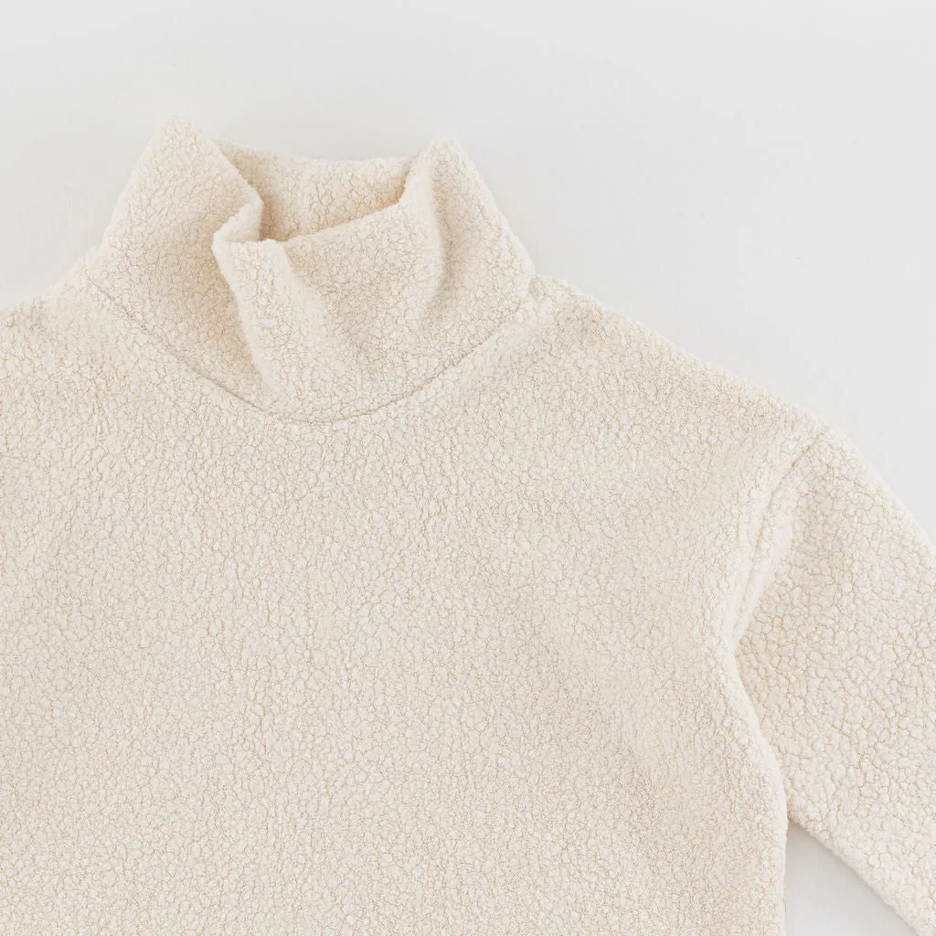 Women's Funnel Neck Sweatshirt in Cream Sherpa