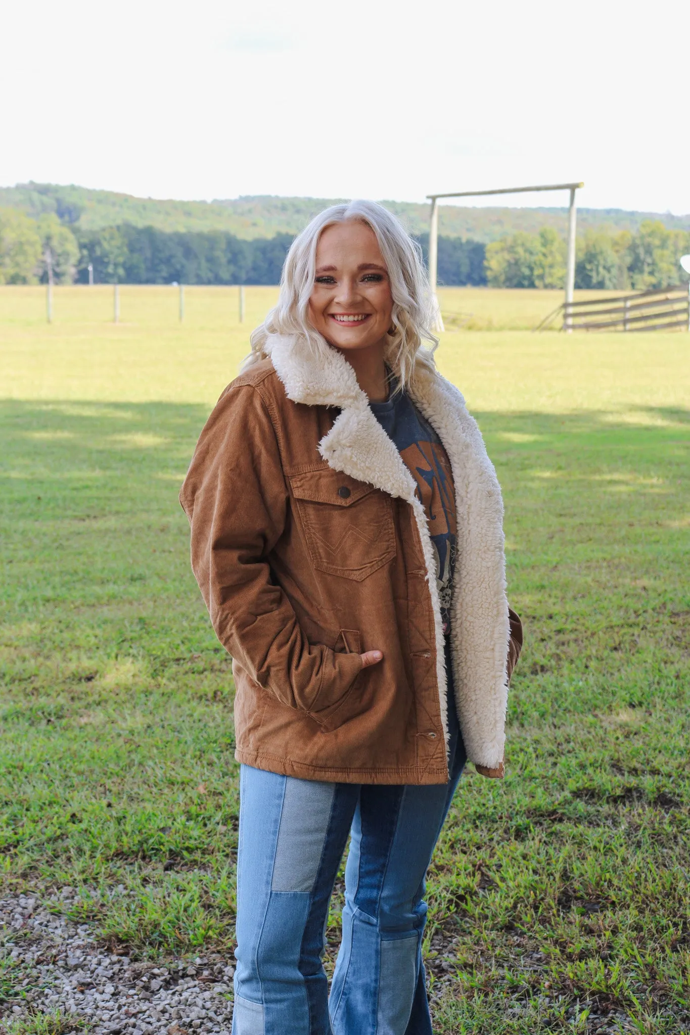 Women's Western Sherpa Lined Corduroy Wrange Coat- Tan