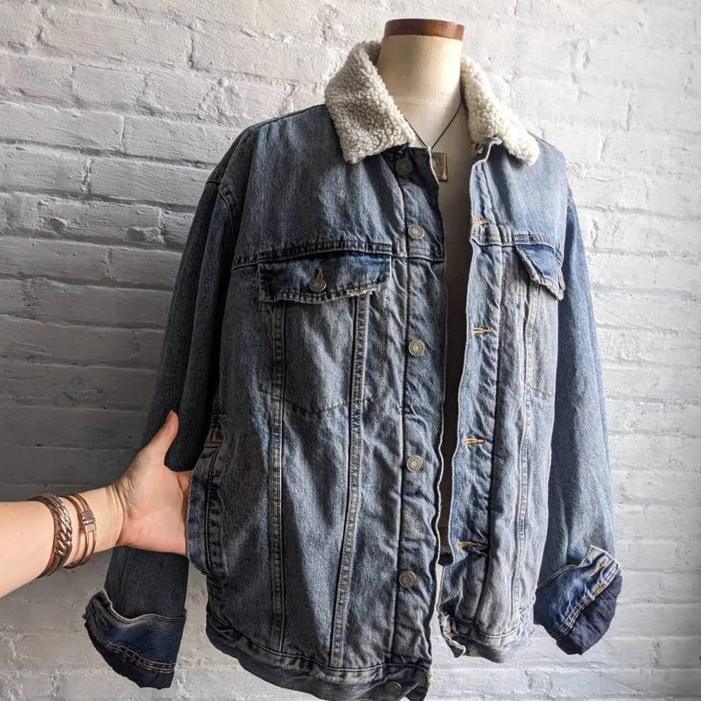 Y2K Vintage Denim 70s style Distressed Sherpa Bomber Aviator Thermal Jean Jacket